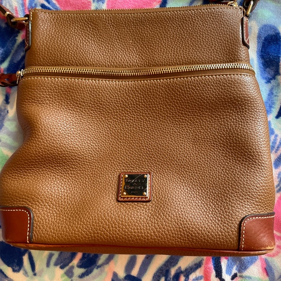 Dooney & Bourke Handbags - Dooney and Bourke bag . Very good condition